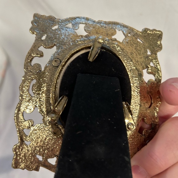 Vintage brass ornate Victorian picture frames - Picture 3 of 4